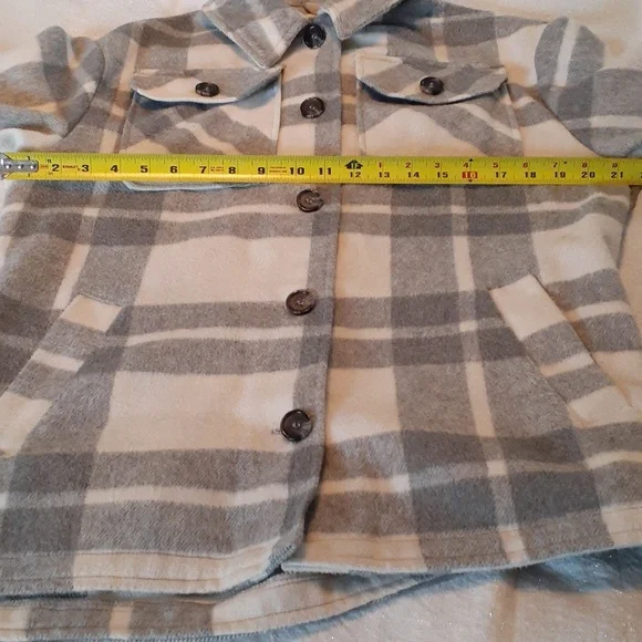 Ashley by 26 International Alternative Wool Blend Sz M Grey and White Shacket - Picture 7 of 8